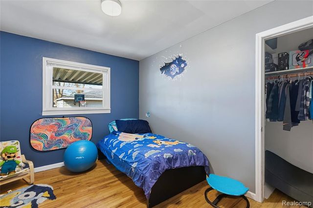 26071 Compson Street, Roseville, MI 48066