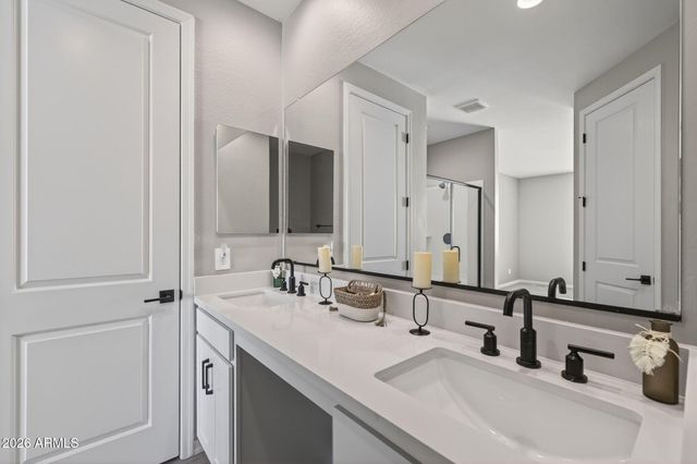 11247 E UNGER Avenue, Mesa, AZ 85212