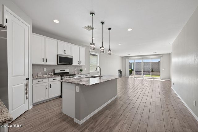 11247 E UNGER Avenue, Mesa, AZ 85212