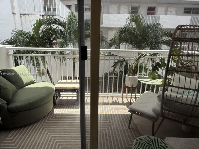 1666 West Ave 305, Miami Beach, FL 33139