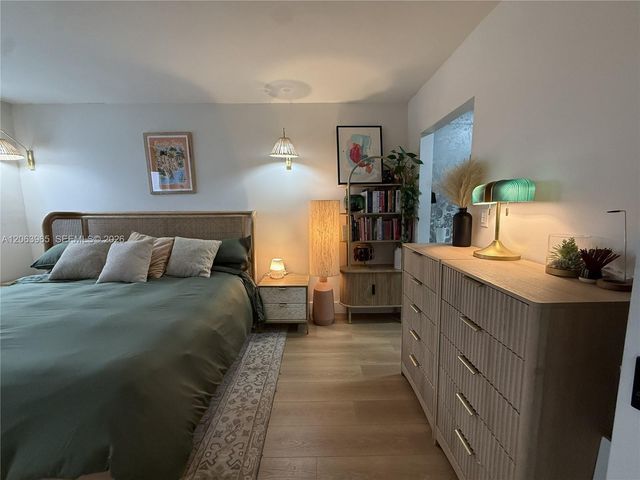 1666 West Ave 305, Miami Beach, FL 33139