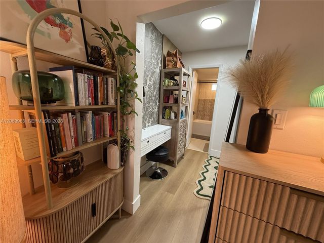 1666 West Ave 305, Miami Beach, FL 33139