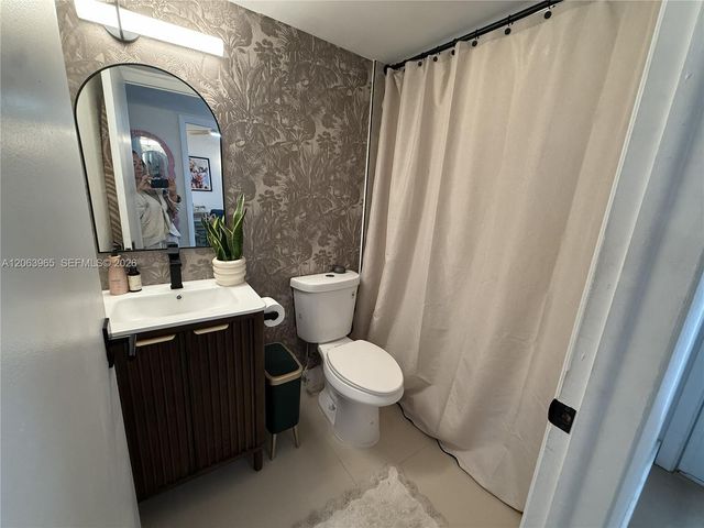 1666 West Ave 305, Miami Beach, FL 33139