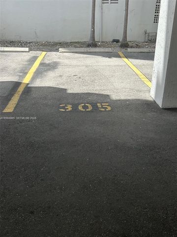 1666 West Ave 305, Miami Beach, FL 33139