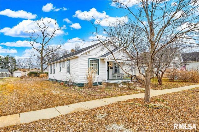 1722 N LOGAN Street, Chillicothe, IL 61523