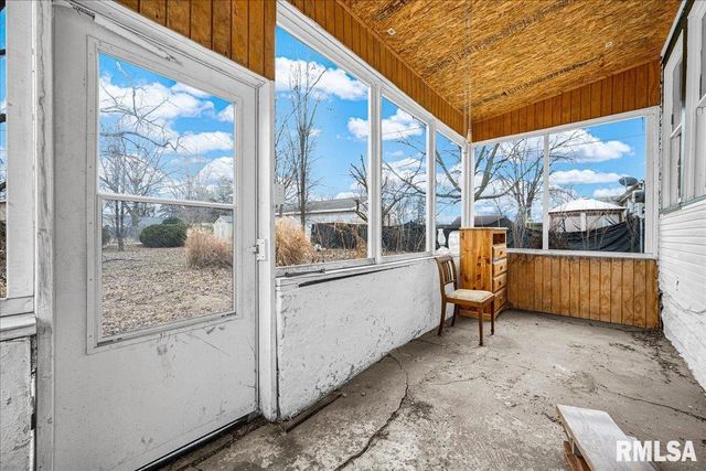 1722 N LOGAN Street, Chillicothe, IL 61523