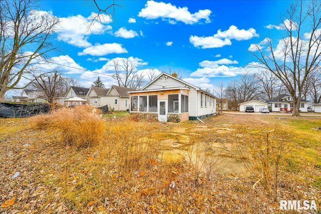 1722 N LOGAN Street, Chillicothe, IL 61523