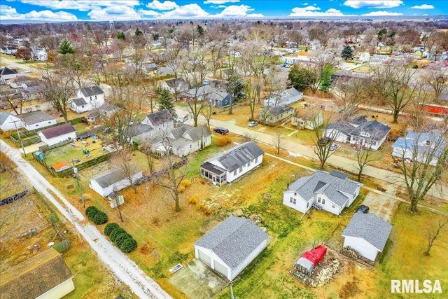 1722 N LOGAN Street, Chillicothe, IL 61523