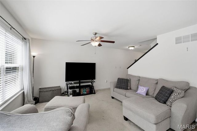 5533 Wavecrest Circle, Cottleville, MO 63304