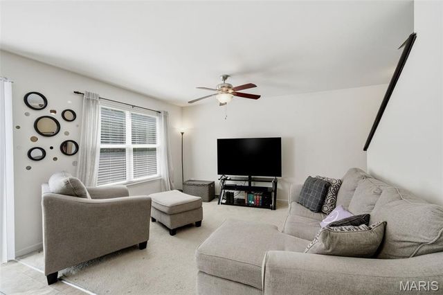 5533 Wavecrest Circle, Cottleville, MO 63304