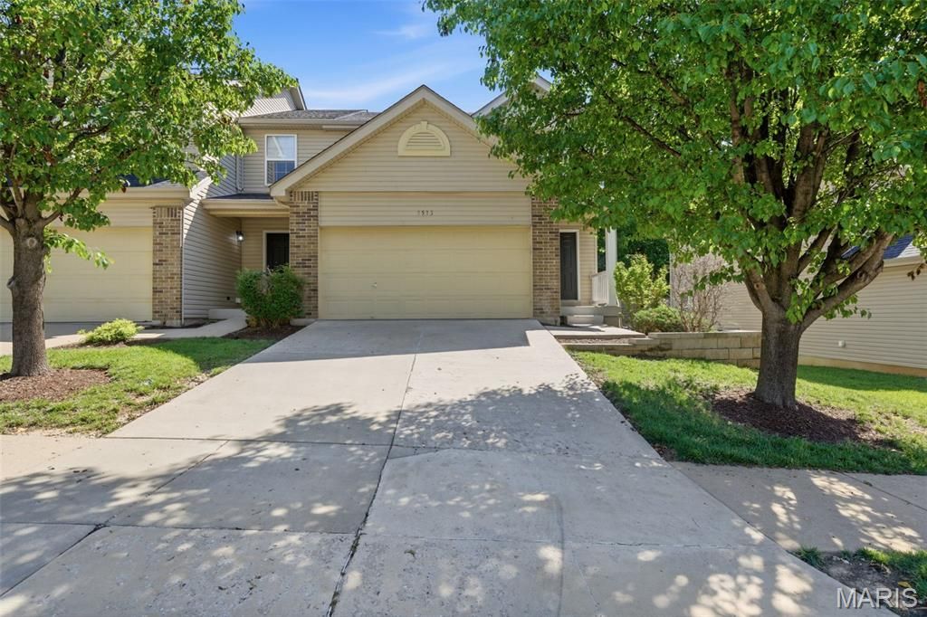 5533 Wavecrest Circle, Cottleville, MO 63304