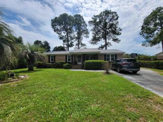 4205 Peachtree Ln., Myrtle Beach, SC 29588