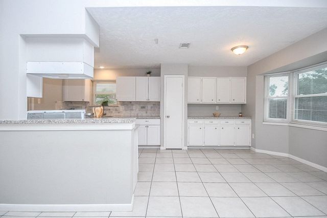 11839 Blair Meadow Drive, Meadows Place, TX 77477