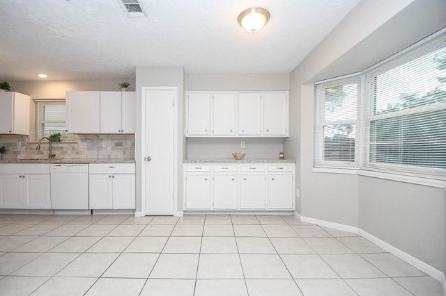 11839 Blair Meadow Drive, Meadows Place, TX 77477