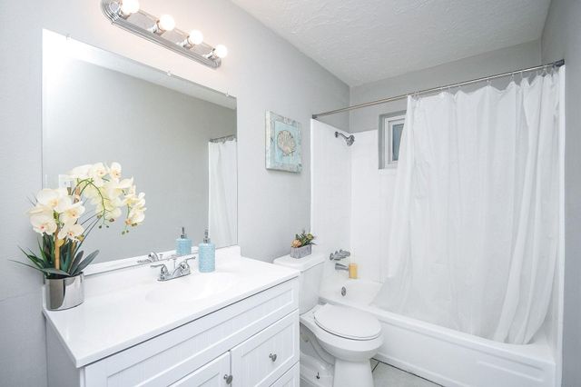 11839 Blair Meadow Drive, Meadows Place, TX 77477