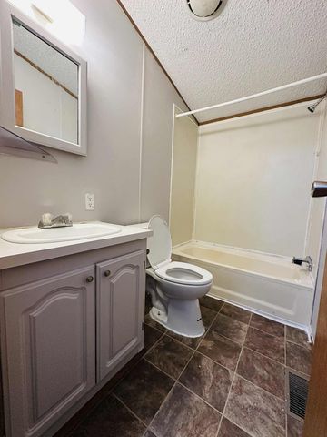 1588 Hall, Shoreview, MN 55126