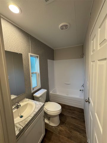 2225 WOODVIEW Trail, Granbury, TX 76048
