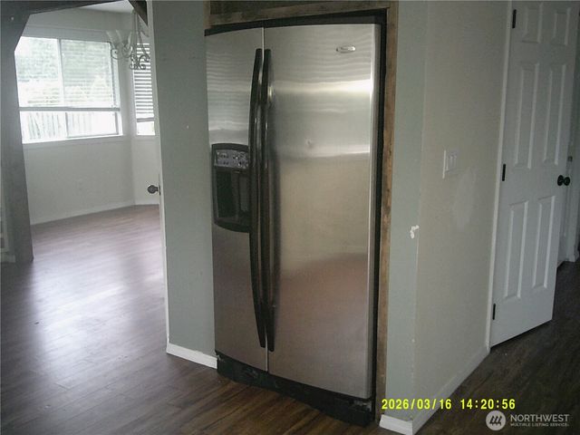 305 S 32nd Place, Mount Vernon, WA 98274