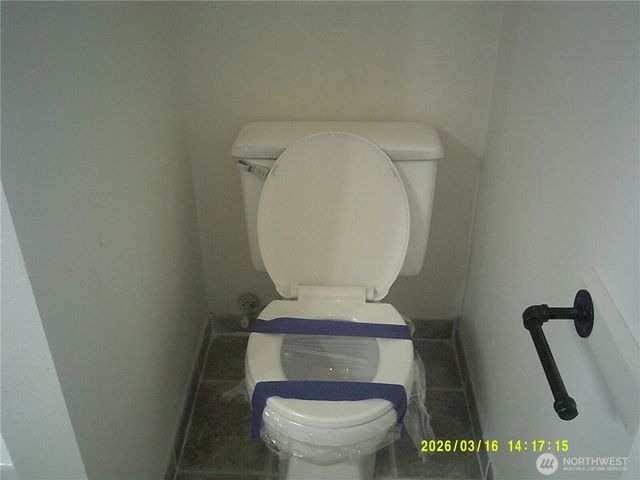 305 S 32nd Place, Mount Vernon, WA 98274