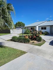 61 NW 132nd Pl 0, Miami, FL 33182