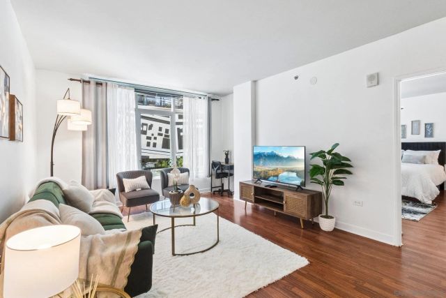 425 W Beech St 308, San Diego, CA 92101