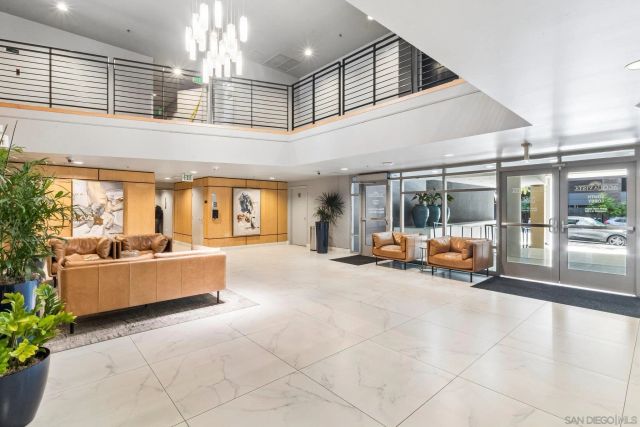 425 W Beech St 308, San Diego, CA 92101
