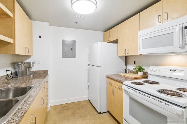 425 W Beech St 308, San Diego, CA 92101