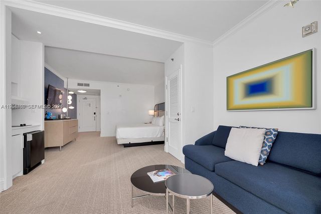 4401 Collins Ave 902, Miami Beach, FL 33140