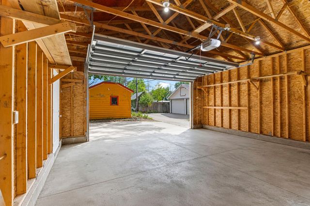5040 Xerxes Avenue S, Minneapolis, MN 55410