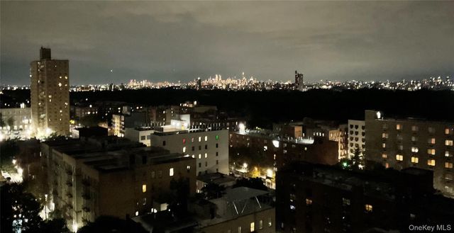 2550 Olinville Avenue 15H, Bronx, NY 10467
