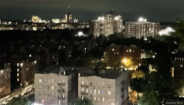 2550 Olinville Avenue 15H, Bronx, NY 10467