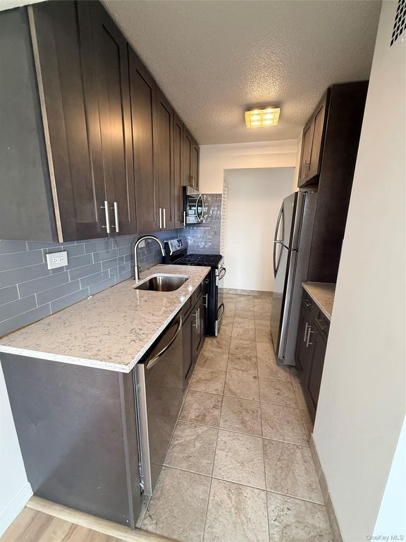 2550 Olinville Avenue 15H, Bronx, NY 10467 — photo 5