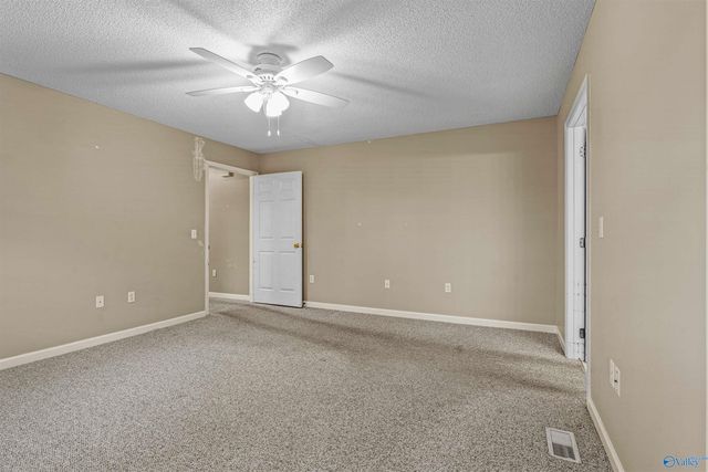 323 Fourth Ave, Rainsville, AL 35986