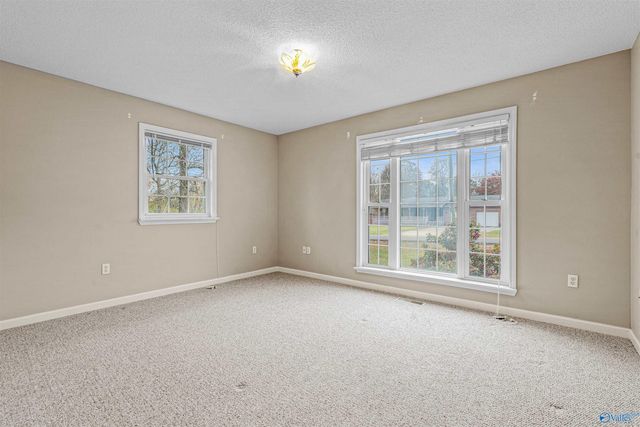 323 Fourth Ave, Rainsville, AL 35986