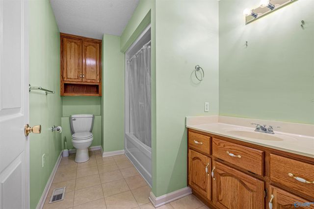 323 Fourth Ave, Rainsville, AL 35986