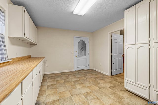 323 Fourth Ave, Rainsville, AL 35986