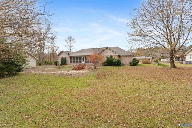 323 Fourth Ave, Rainsville, AL 35986