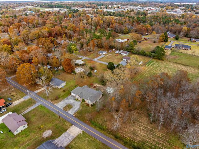 323 Fourth Ave, Rainsville, AL 35986