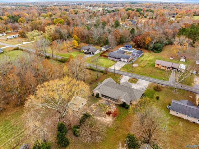 323 Fourth Ave, Rainsville, AL 35986