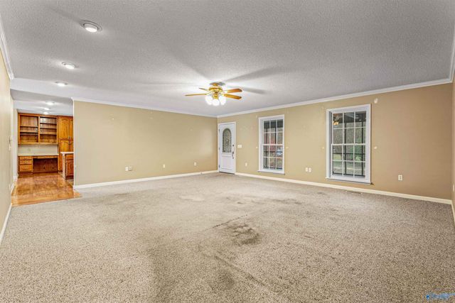 323 Fourth Ave, Rainsville, AL 35986