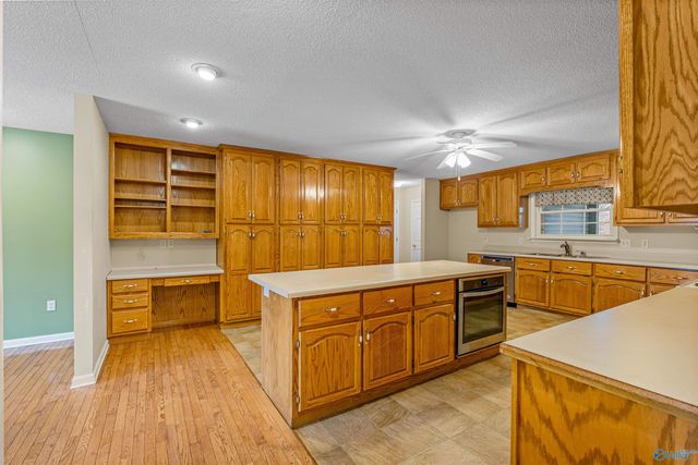 323 Fourth Ave, Rainsville, AL 35986