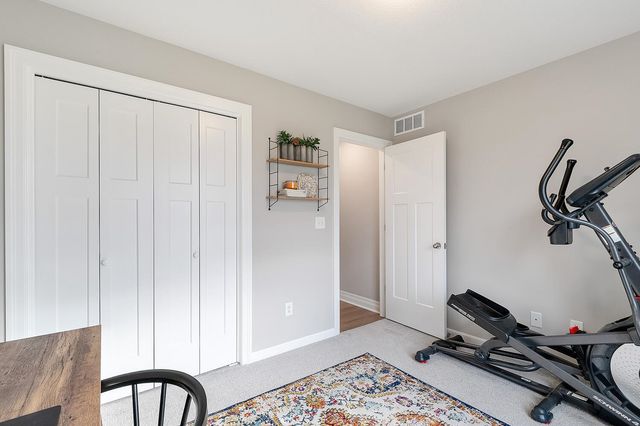 877 N Cloverleaf St, Goddard, KS 67052