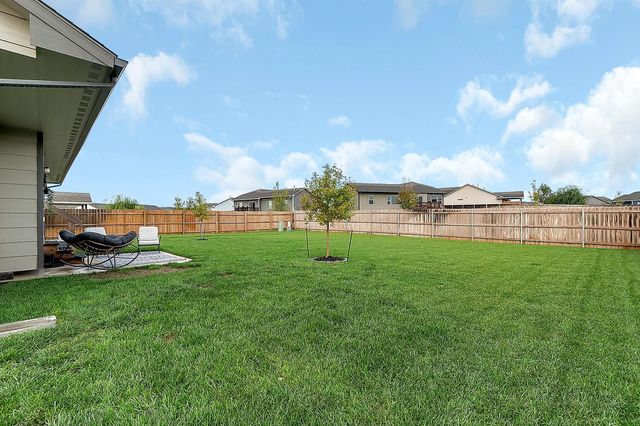 877 N Cloverleaf St, Goddard, KS 67052