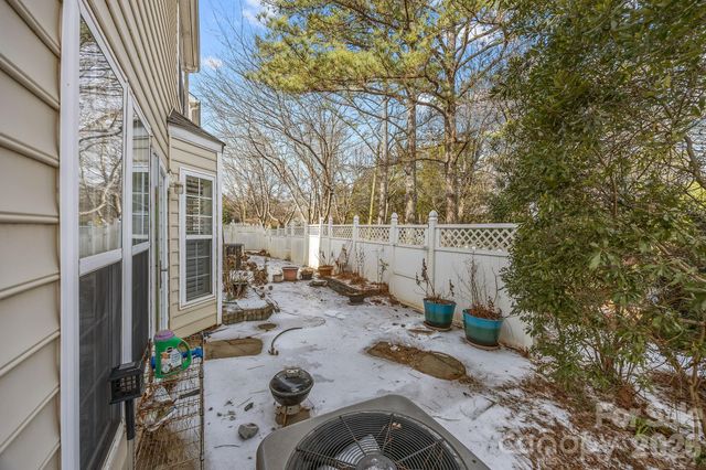 4721 David Cox Road, Charlotte, NC 28269