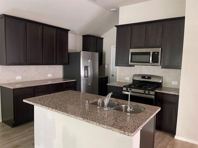 513 Bonnerville Lane, Magnolia, TX 77354