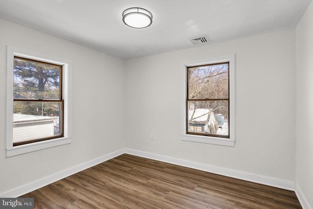 985 MAIN, Sewell, NJ 08080