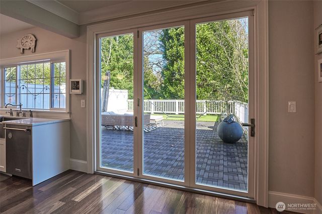 2736 34th Avenue S, Seattle, WA 98144