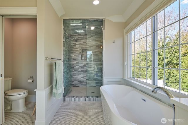 2736 34th Avenue S, Seattle, WA 98144