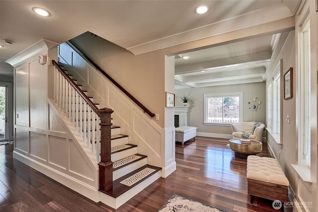 2736 34th Avenue S, Seattle, WA 98144