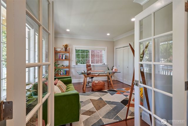 2736 34th Avenue S, Seattle, WA 98144